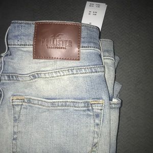 Hollister epic flex denim skinny’s shorts w28